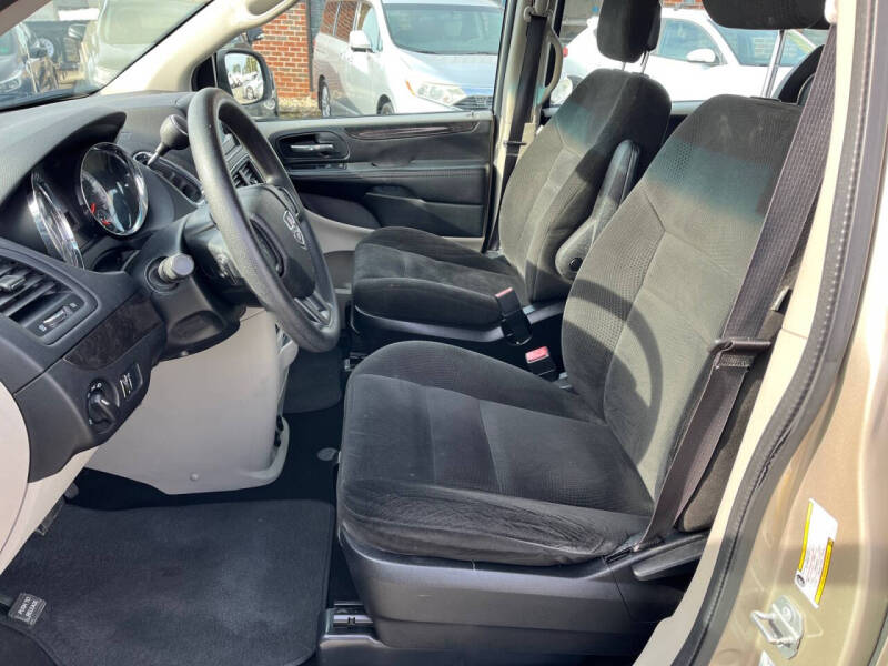 2015 Dodge Grand Caravan SE