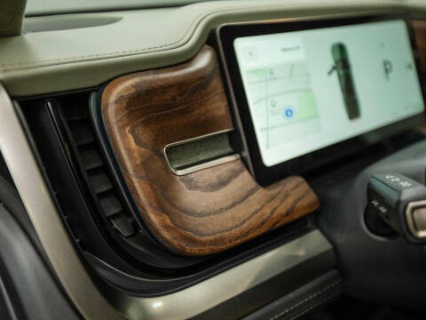 2022 Rivian R1T Adventure