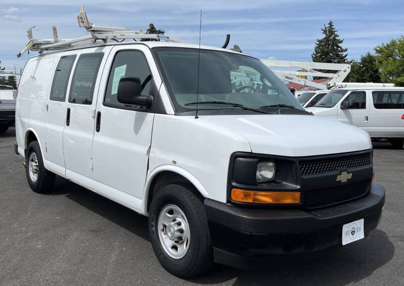 2017 Chevrolet Express 2500