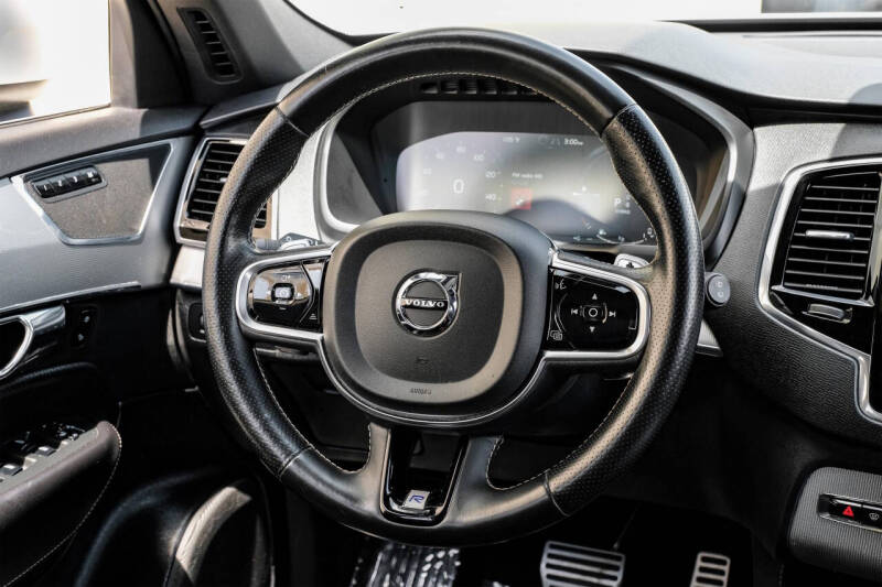 2016 Volvo XC90 T8 eAWD R-Design