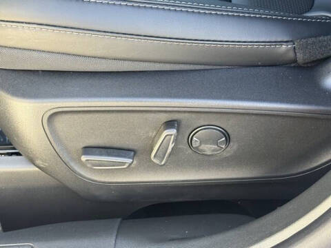 2026 Ford Escape Platinum