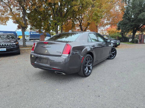 2023 Chrysler 300 S V6