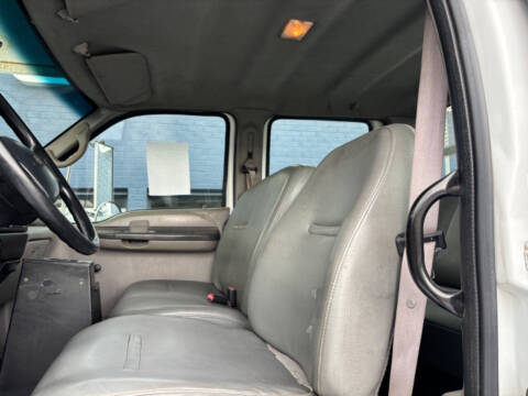 2000 Ford F-750