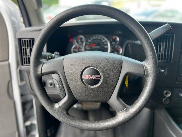 2021 GMC Savana 2500