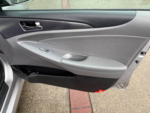 2012 Hyundai Sonata Hybrid