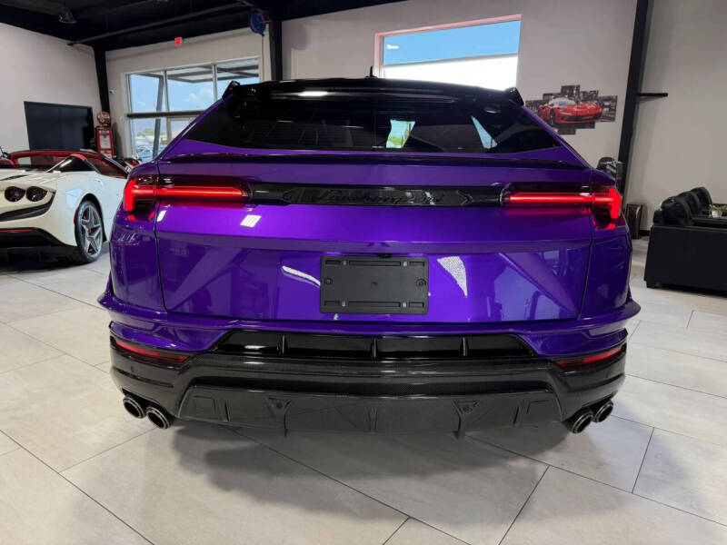 2024 Lamborghini Urus Performante