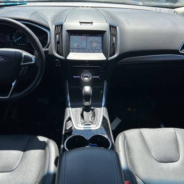 2018 Ford Edge Titanium