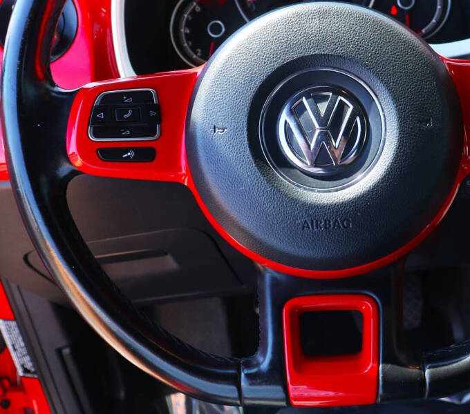 2018 Volkswagen Beetle Convertible 2.0T SE