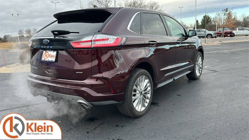 2024 Ford Edge Titanium