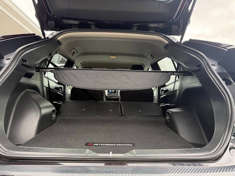2025 Mitsubishi Eclipse Cross LE