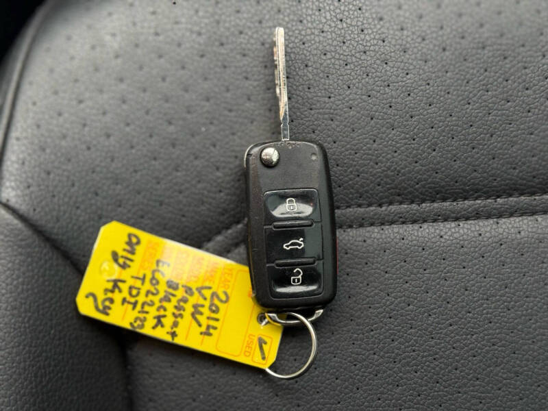 2014 Volkswagen Passat 2.0L TDI SE