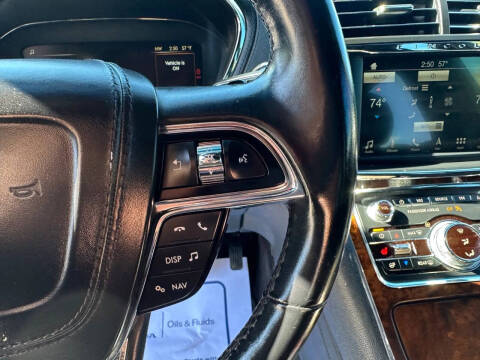 2017 Lincoln Continental Select