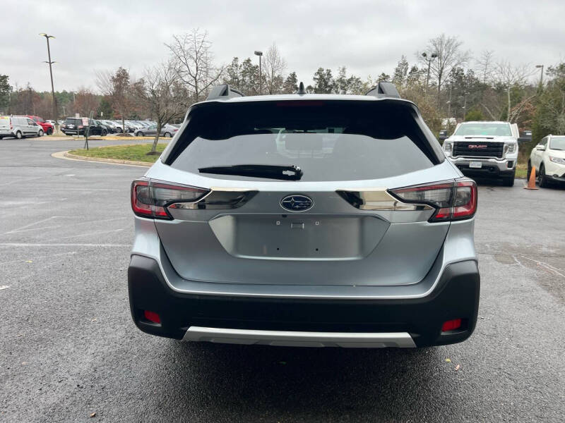 2023 Subaru Outback Limited photo 2