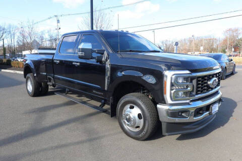 2025 Ford F-350 Super Duty Lariat