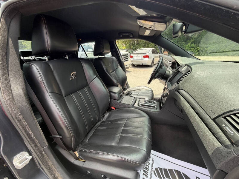 2016 Chrysler 300 S