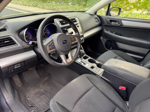 2017 Subaru Outback 2.5i Premium