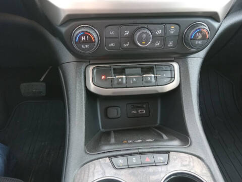 2021 GMC Acadia Denali