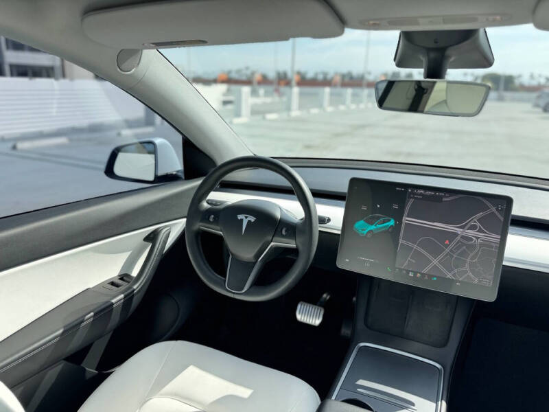 2022 Tesla Model Y Long Range