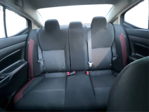 2024 Nissan Versa SR