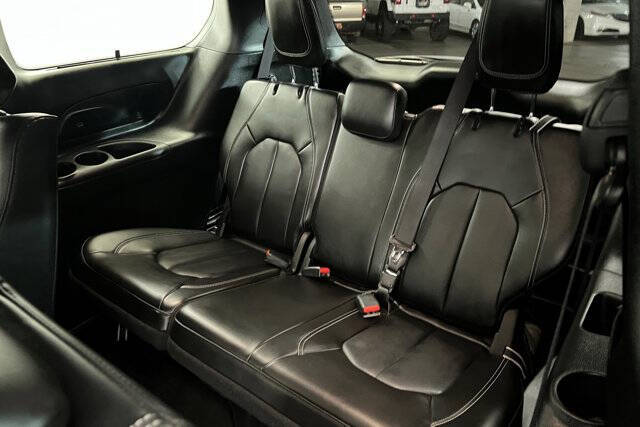 2024 Chrysler Pacifica Plug-In Hybrid