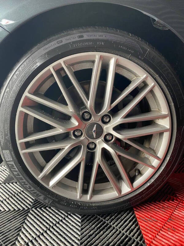 2021 Genesis G70 2.0T