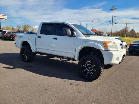 2011 Nissan Titan for sale at CHILI MOTORS in Mayfield KY