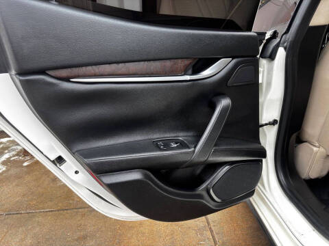 2014 Maserati Ghibli