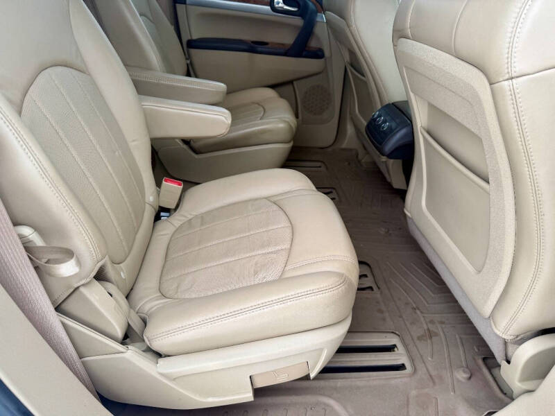 2011 Buick Enclave CXL-1