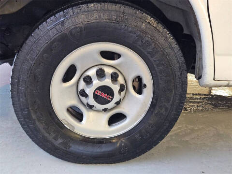 2023 GMC Savana 3500