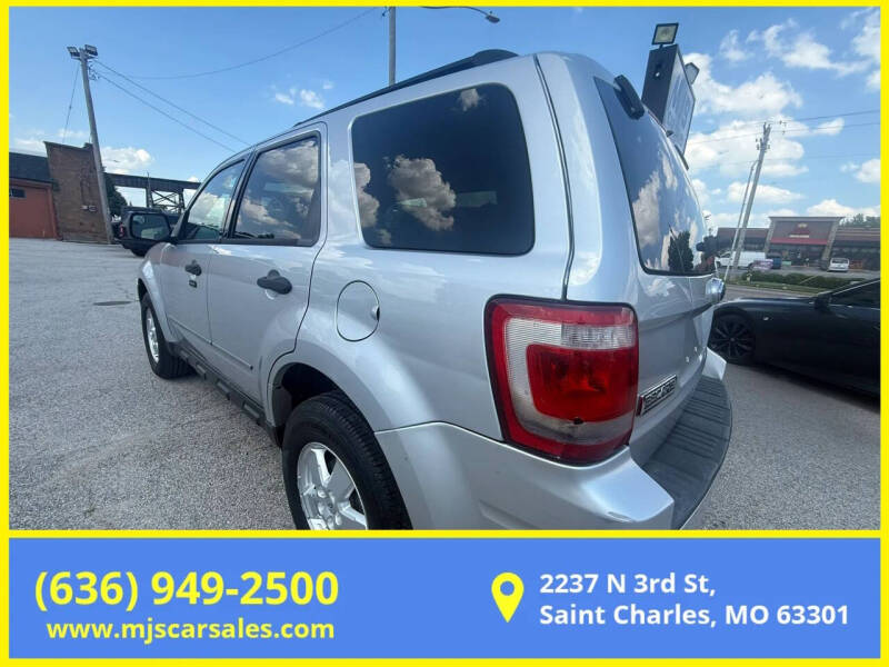 2011 Ford Escape XLT