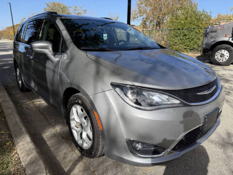 2018 Chrysler Pacifica Touring L Plus