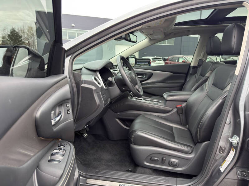 2023 Nissan Murano SL