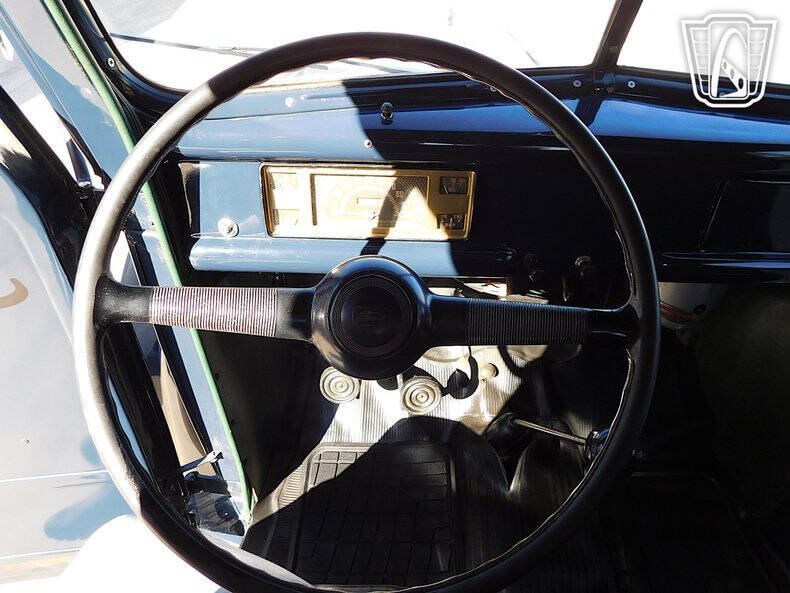 1946 Ford F-100