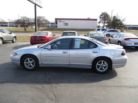 2001 Pontiac Grand Prix for sale at The Auto Specialist Inc. in Des Moines IA