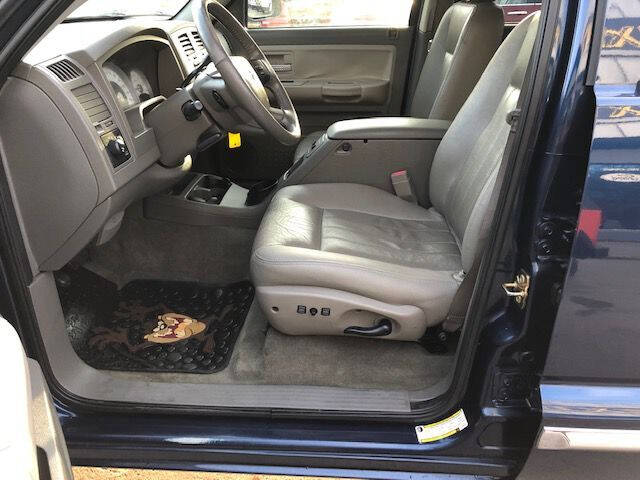 2005 Dodge Dakota for sale at Extreme Auto Plaza in Des Moines, IA