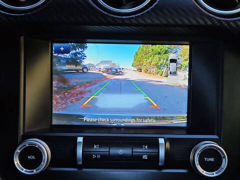 2022 Ford Mustang EcoBoost