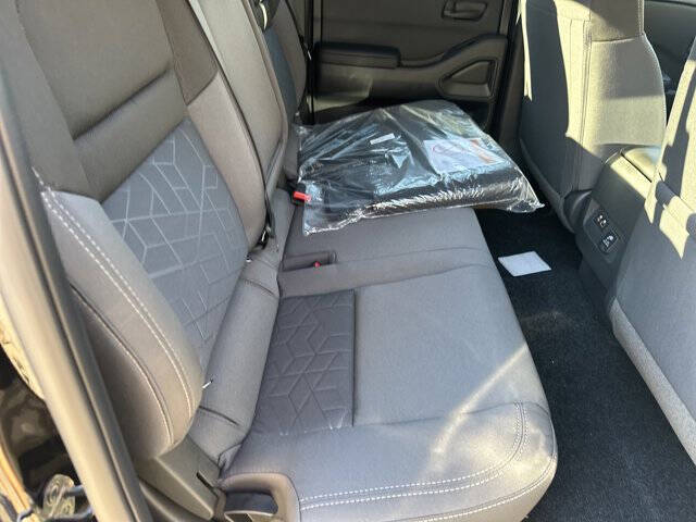 2026 Nissan Frontier SV