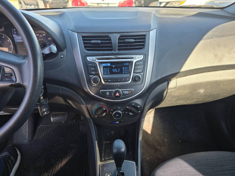 2015 Hyundai Accent GS