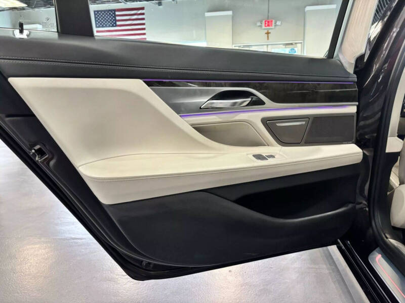 2017 BMW 7 Series 740i xDrive