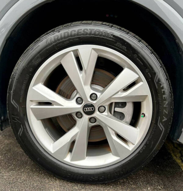 2023 Audi Q4 e-tron quattro Premium Plus 50