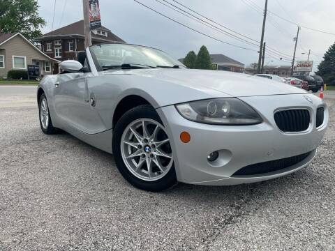 2005 BMW Z4 for sale at Integrity Auto Sales in Brownsburg IN