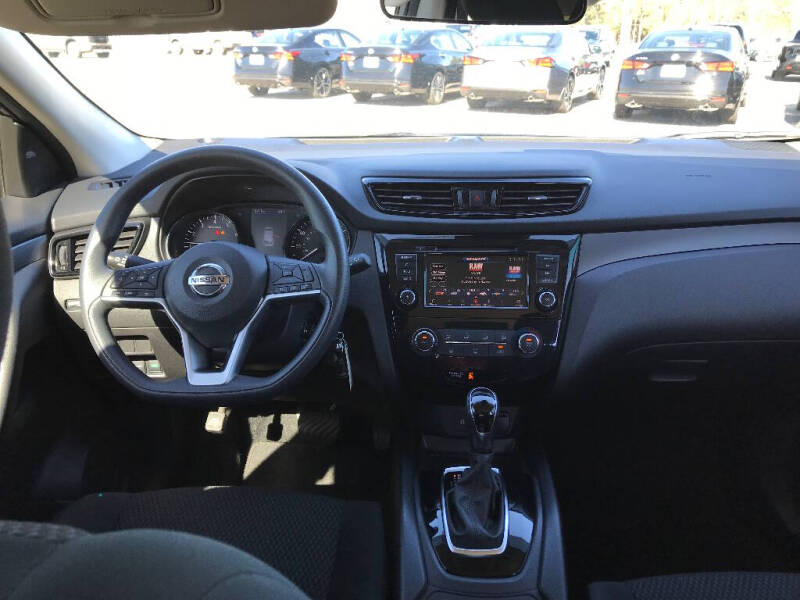 2022 Nissan Rogue Sport S