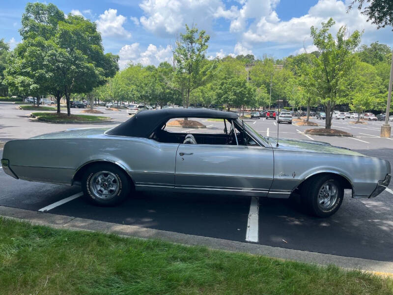 1967 Oldsmobile Cutlass Supreme