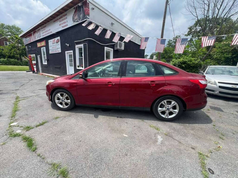 2014 Ford Focus SE's photo