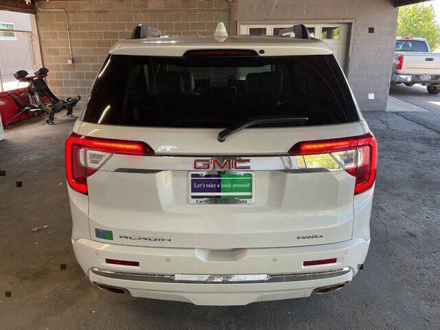 2023 GMC Acadia Denali