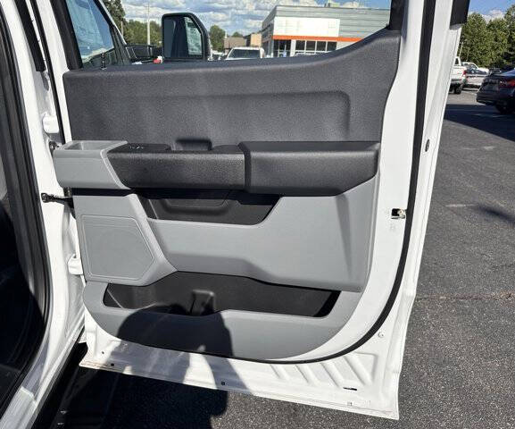 2025 Ford F-350 Super Duty XL