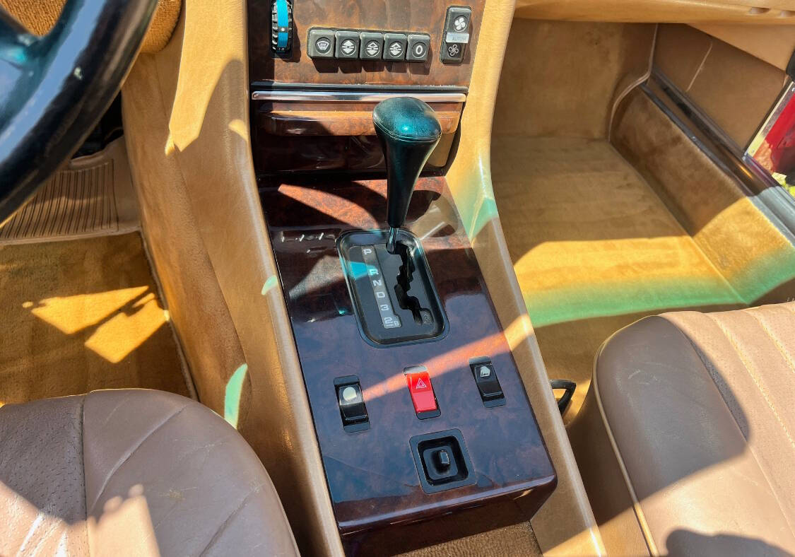 1987 Mercedes-Benz 560-Class 6