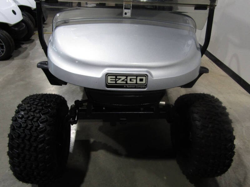 2020 E-Z-GO TXT Electric golf cart