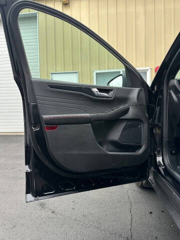 2023 Ford Escape ST-Line