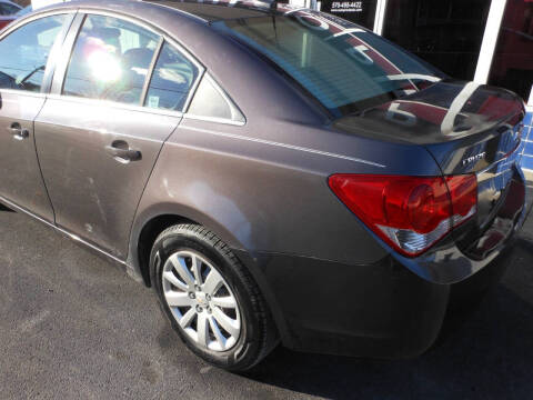 2011 Chevrolet Cruze LS